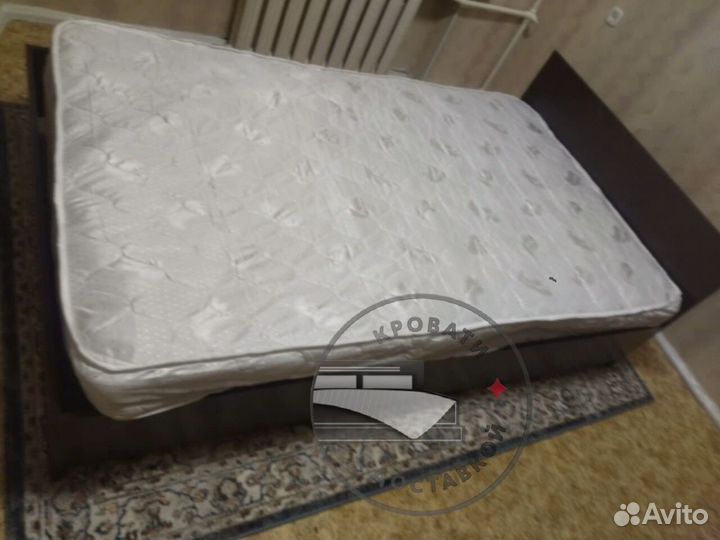 Кровать полутороспальная