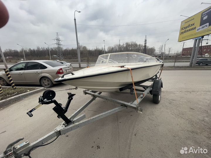 Лодка радуга и мотор mercury 9.9