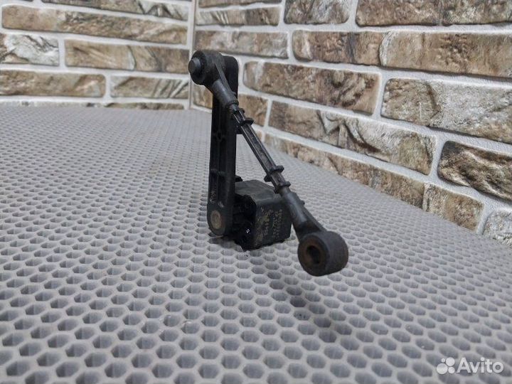 Датчик высоты дорожного просвета Land Rover