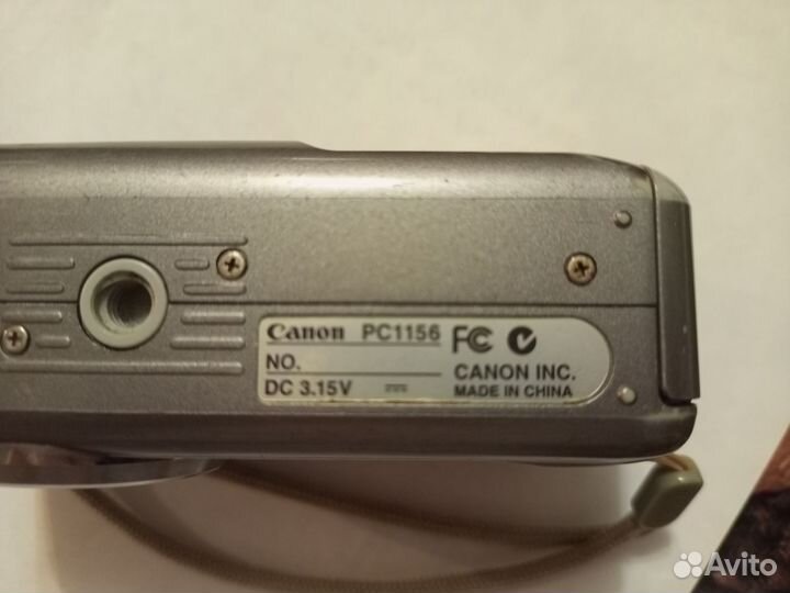 Компактный фотоаппарат canon