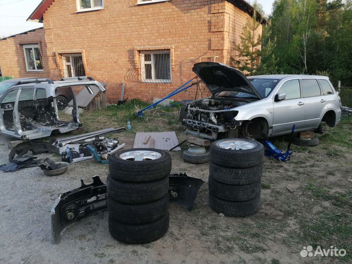 Bridgestone Blizzak VRX 215/60 R16 95Q