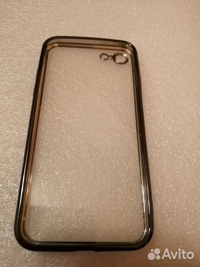 Чехол на iPhone SE 2020