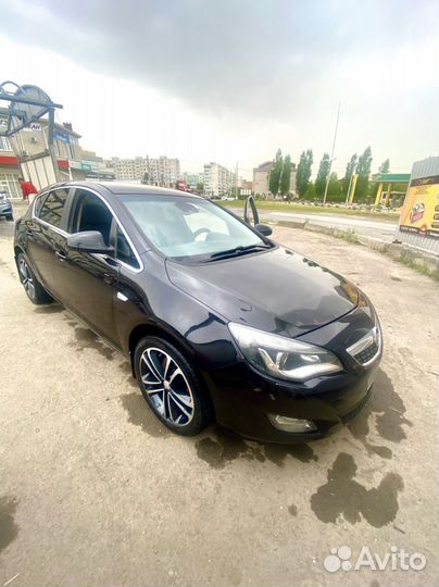 Opel Astra 1.6 AT, 2010, 198 000 км