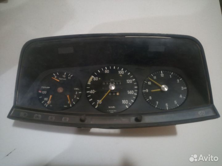 Приборная панель Мерседес w123 240D