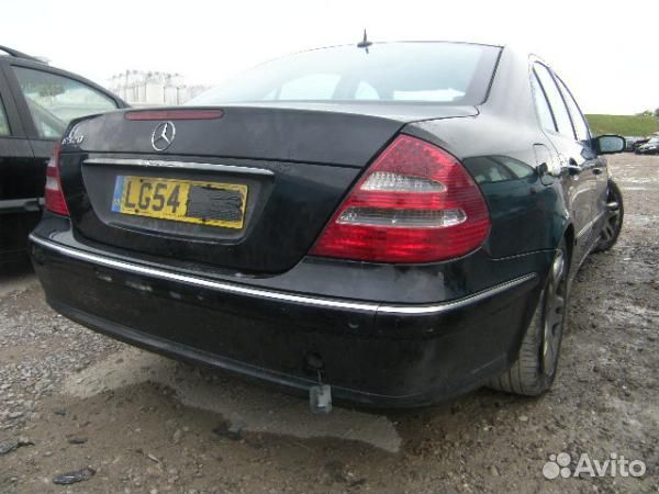 Разбор на запчасти Mercedes E W211