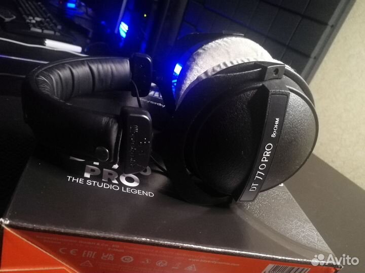 Студийные наушники Beyerdynamic DT 770 Pro(80 oh)