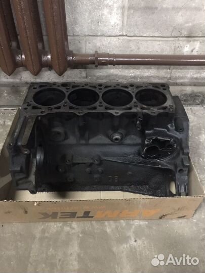 Блок цилиндров om604 2.2d мерседес w202