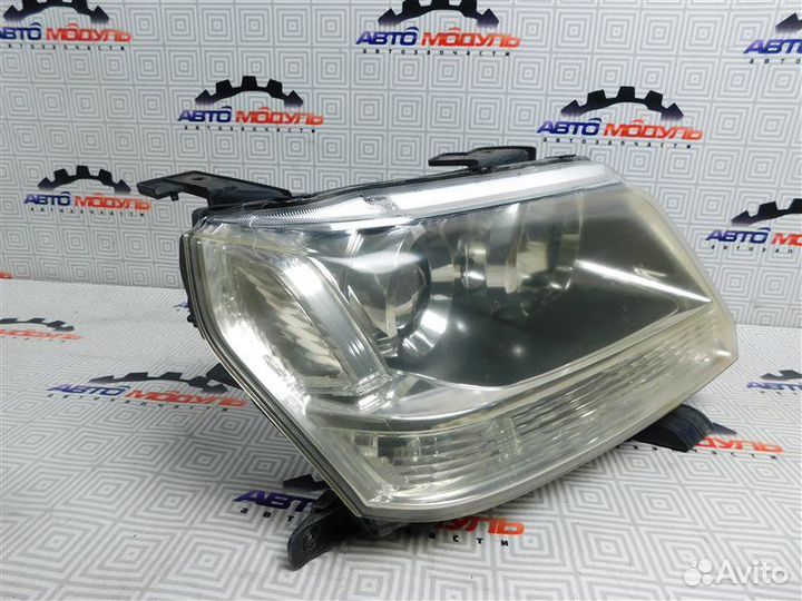Фара правая Suzuki Escudo TDA4W-201246 J24B 2009