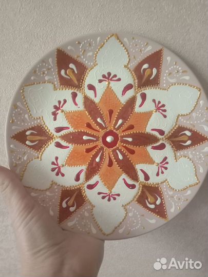 Декоративная тарелка - ручная роспись