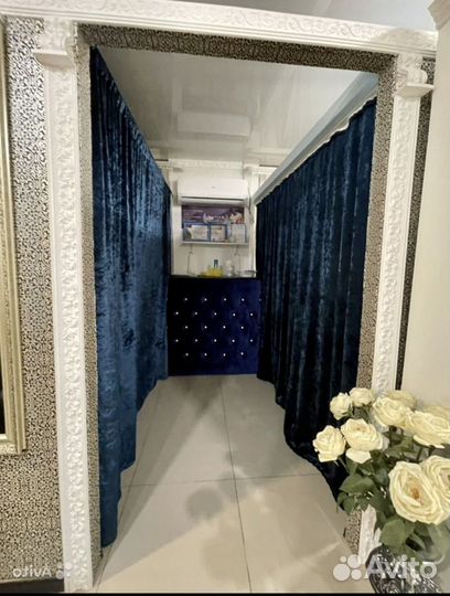 Интерьерная стойка