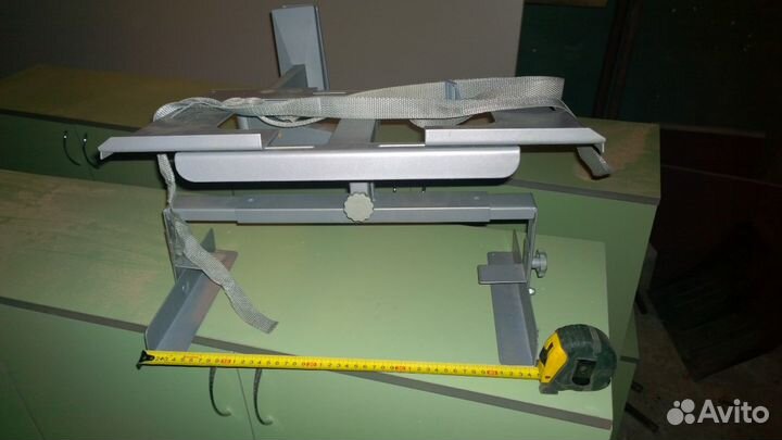 Полка под телевизор