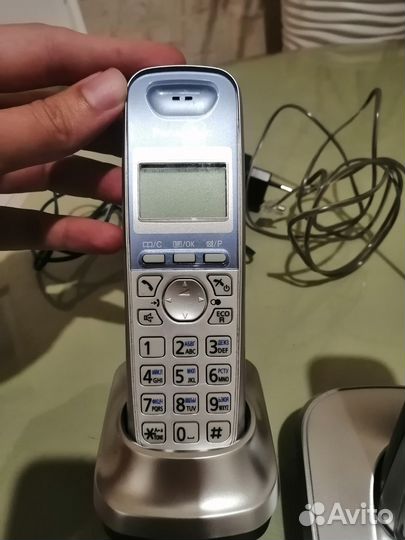 Радиотелнфон Panasonic (комплект из 2 трубок)