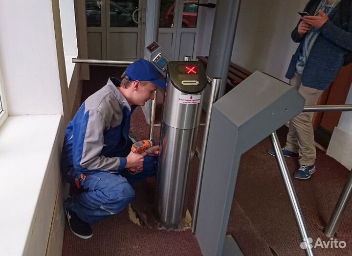 Монтаж видеонаблюдения и скуд