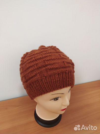 Шапка вязанная кепи берет