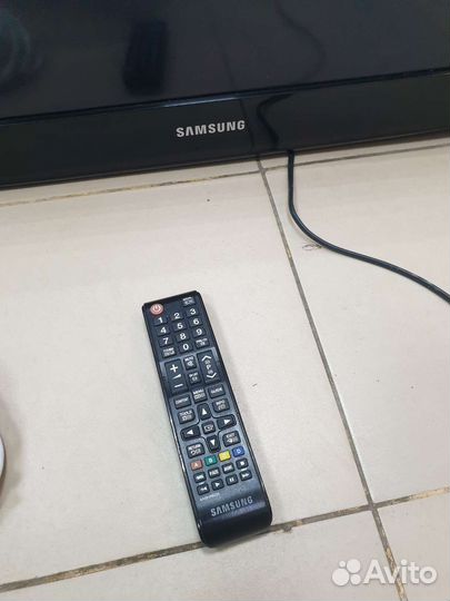 Телевизор Samsung 32диагональ 81см с цифрой