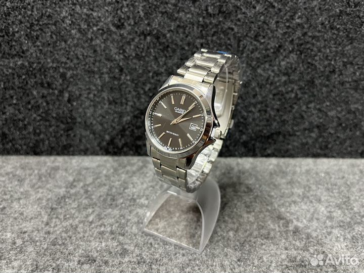 Часы casio новые