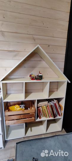 Детский стеллаж домик