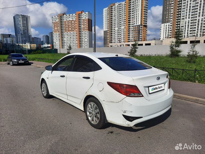 Hyundai Solaris 1.4 AT, 2015, 333 933 км