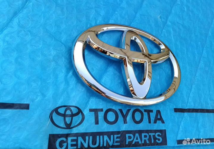 Эмблема Тойота Фортунер задняя Оригинал 15-23
