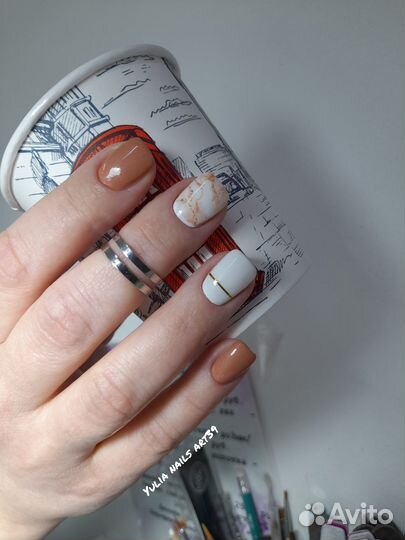 Мастер маникюра