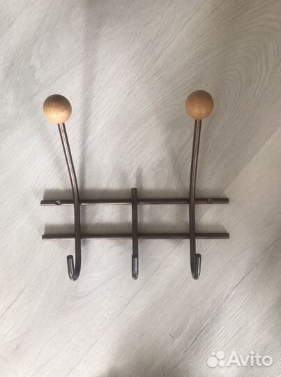 Вешалка в прихожую