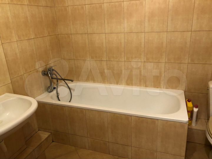 1-к. квартира, 43 м², 12/16 эт.