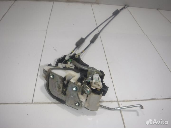 Замок двери задней левой Mitsubishi L200 4