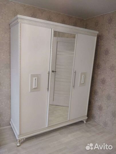 Сборка мебели. Сборщик мебели. Разборка