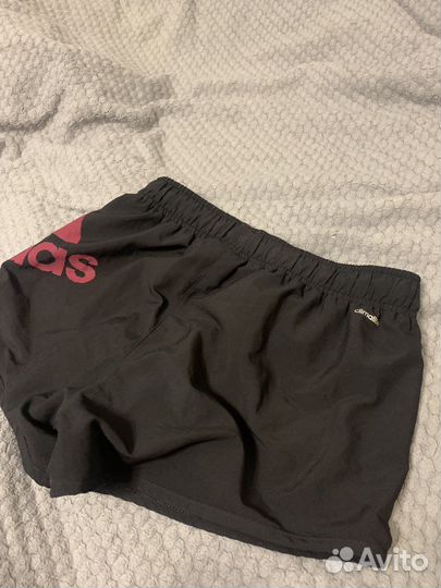 Спортивные шорты adidas
