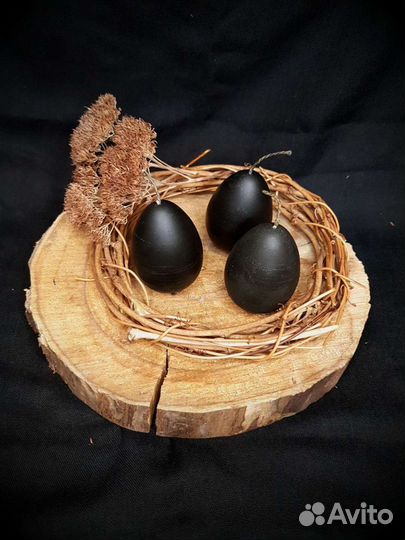 Черная ритуальная свеча яйцо