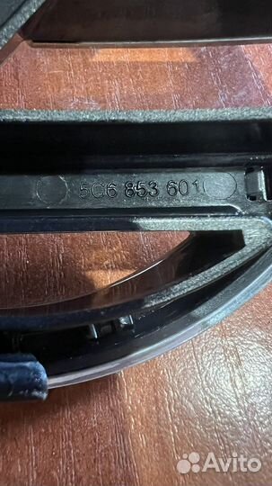 Эмблема Значок VW Jetta 6 в решетку радиатора