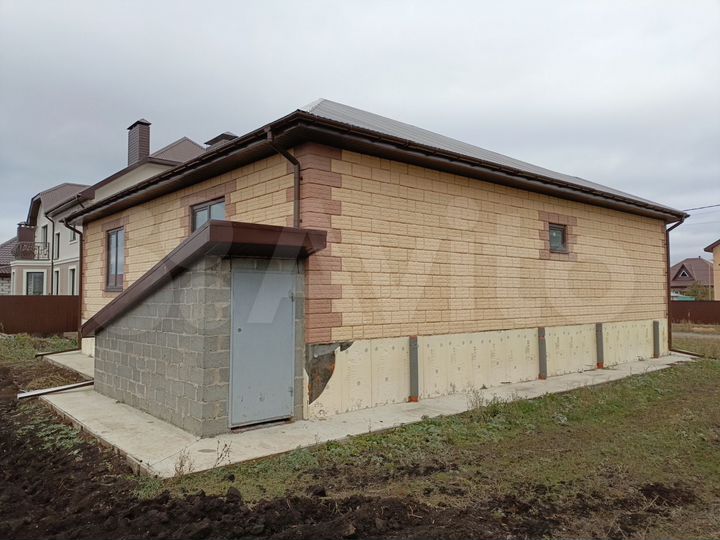 Дом 168 м² на участке 8 сот.