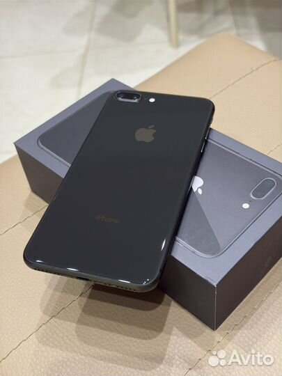 iPhone 8 Plus, 64 ГБ