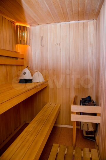 2-к. квартира, 40 м², 1/4 эт.