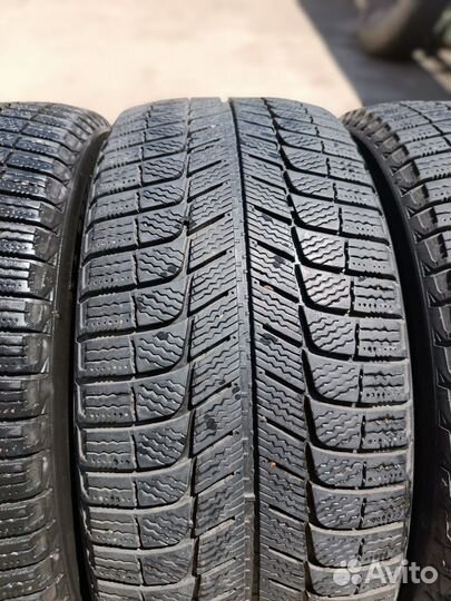 Michelin X-Ice 3 245/50 R18 104H