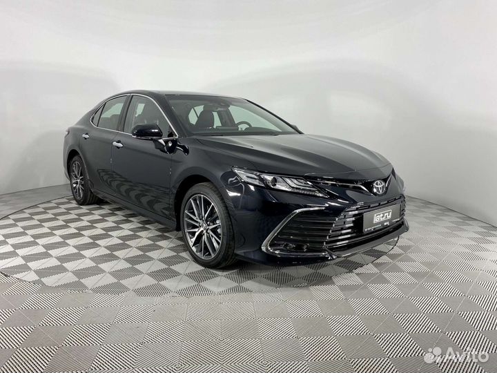 Toyota Camry 2.5 AT, 2023