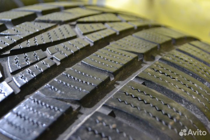 Hankook Winter I'Cept Evo 245/50 R18