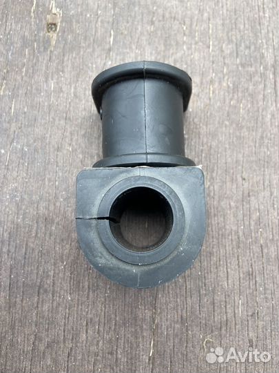 Втулка стабилизатора переднего jeep cherokee 1996