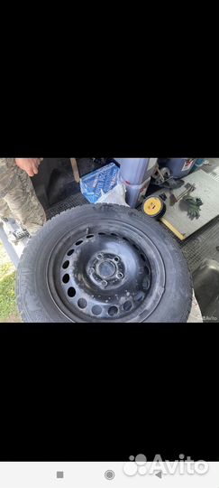 Колëса r 15 зимние 4 шт Шкода,Фольцваген