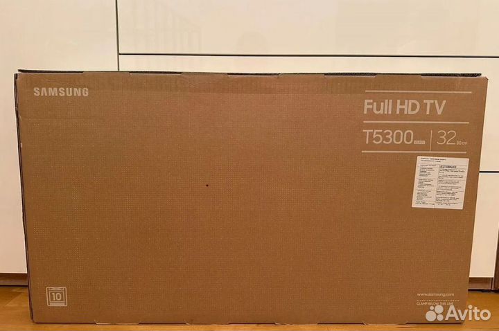 LED телевизор 32