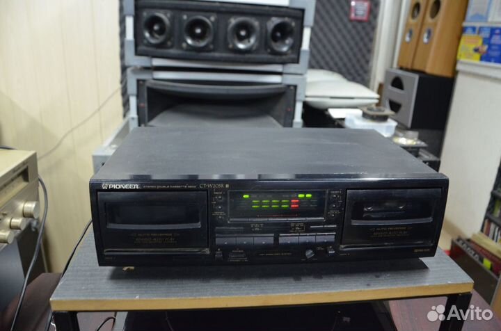 Кассетная дека Pioneer CT-W205R