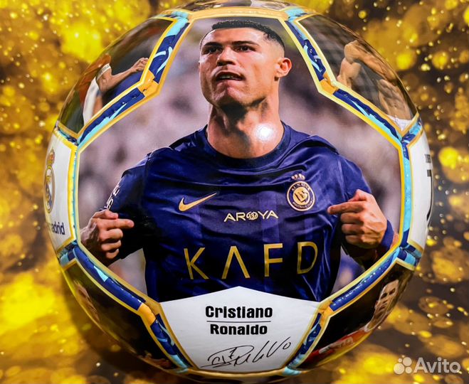 Коллекционный мяч с Криштиану Роналду