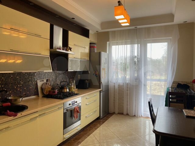 2-к. квартира, 62,8 м², 1/3 эт.