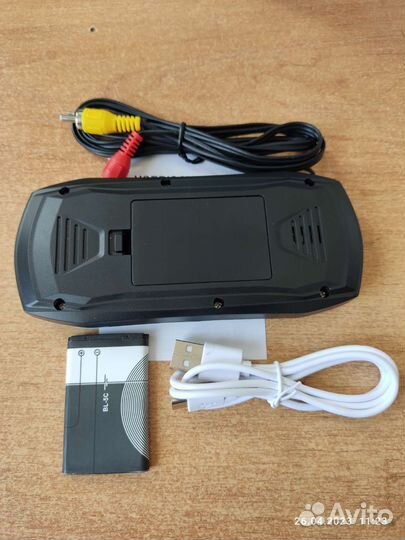 Игровая приставка F1 620 игр тв