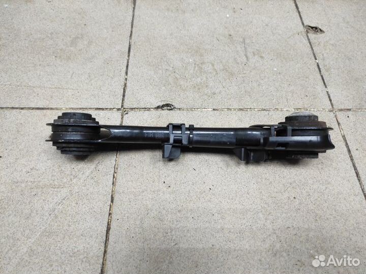 Рычаг подвески нижний правый Bmw 5-Series G30 2017