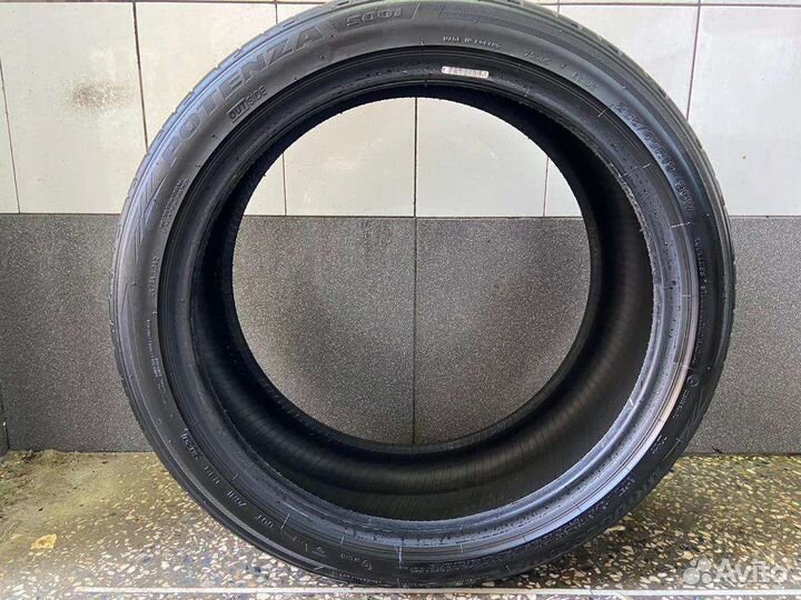 Bridgestone Potenza S001 235/40 R19 96W
