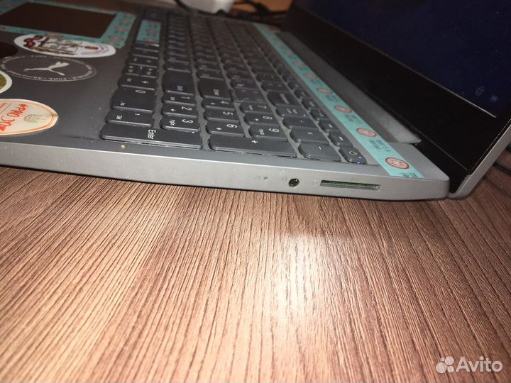 Ноутбук lenovo