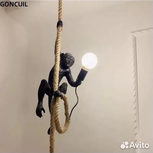 Полимерный светильник в виде обезьяны