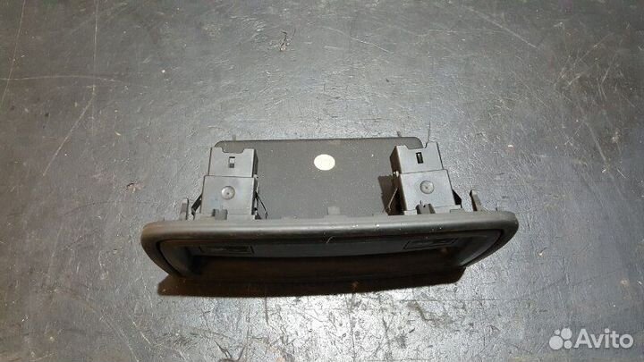 Задний ящик с кнопками Porsche Cayenne 955 M48.50