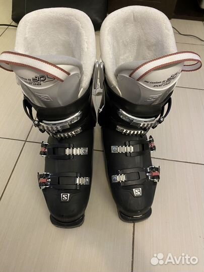 Горнолыжные ботинки женские Salomon S/PRO 70 W J